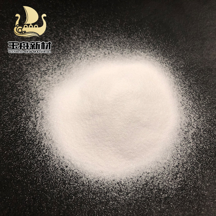 低鈉白剛玉